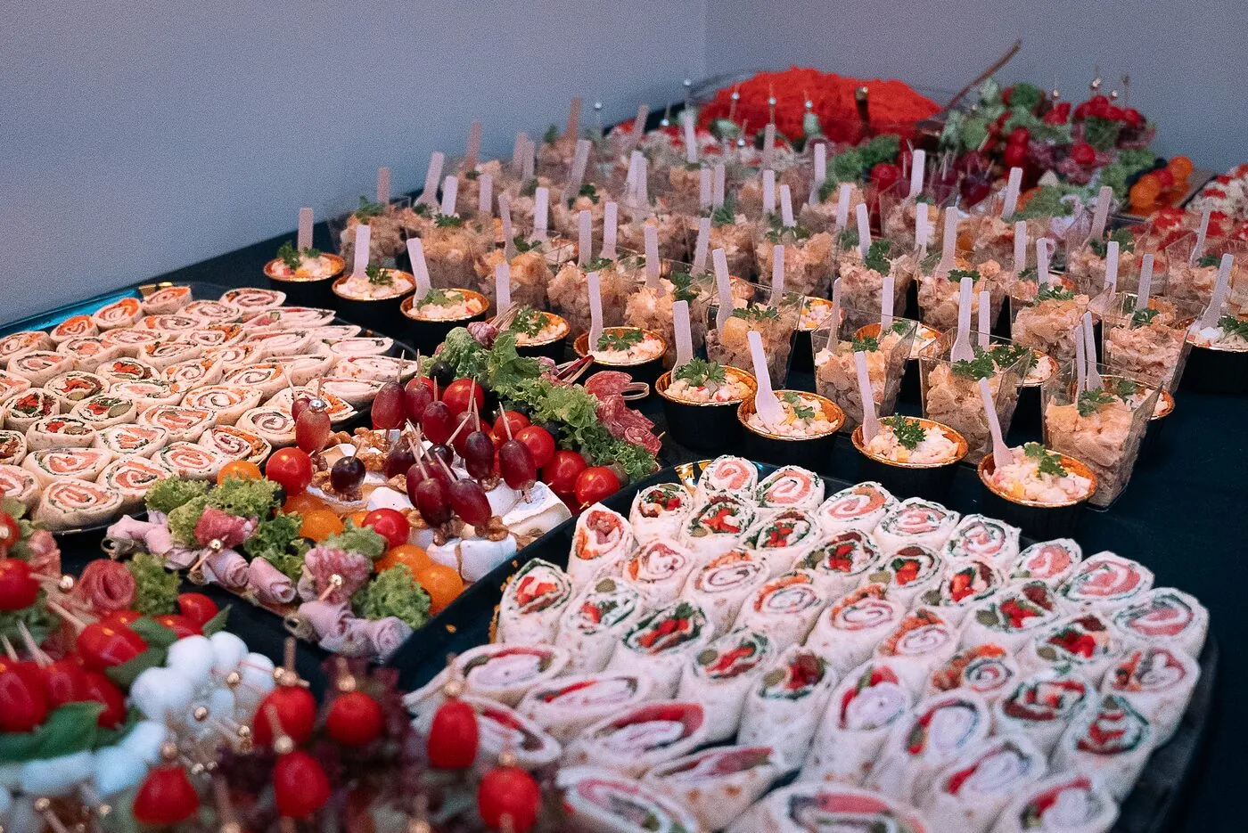 Großes Buffet für die Feier